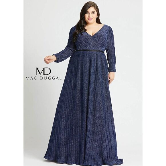 Mac Duggal NWT size 18W shimmering v neck long sleeve gown 48892 plus size mothe - Picture 4 of 16